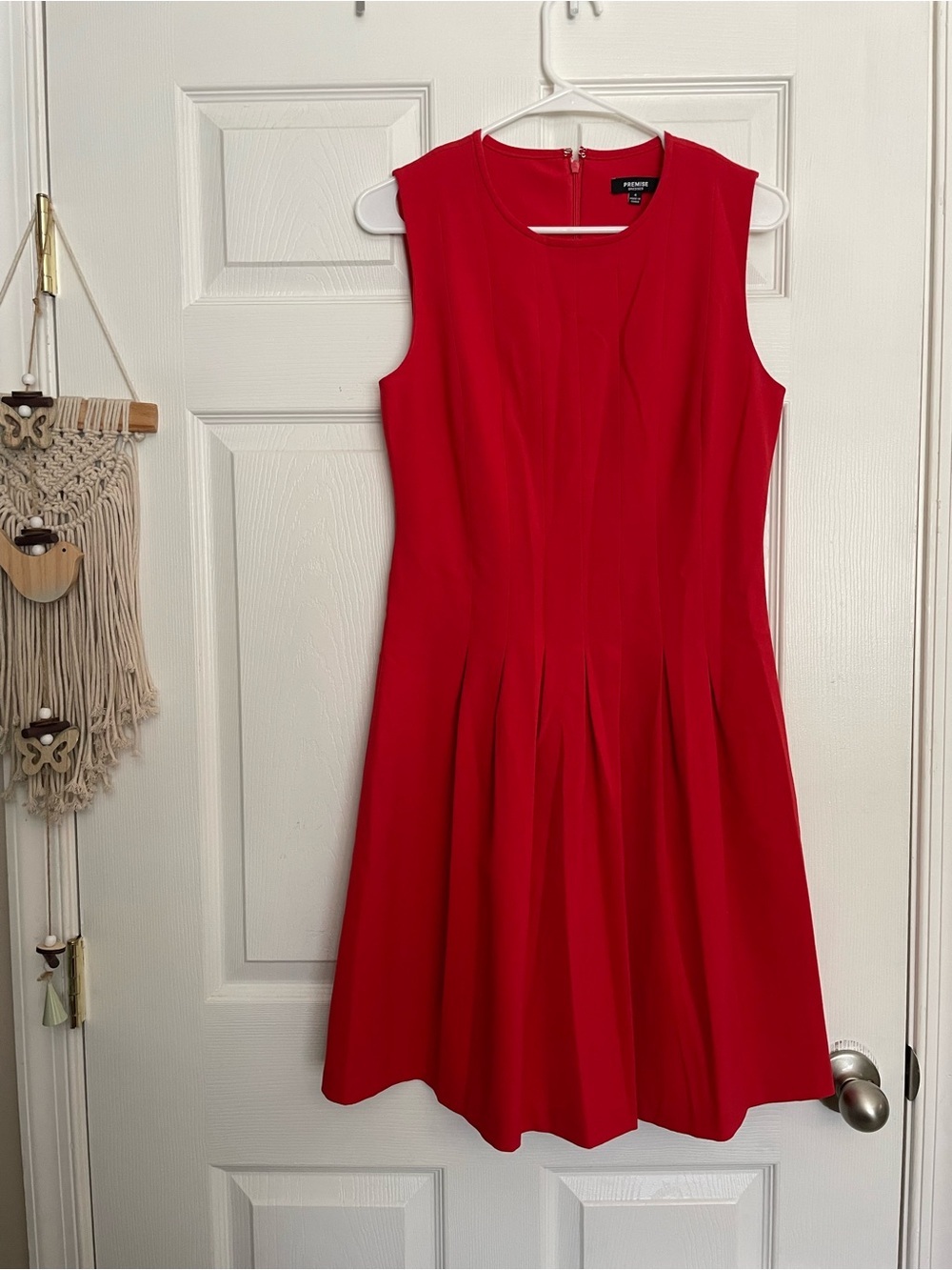 Premise Dresses Women's size 4 Sleeveless Red Pleated A-Line Dress